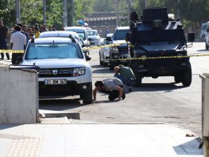 Diyarbakır'da polis merkezine terör saldırısı