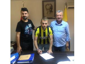 Menemenspor, Halil İbrahim Sönmez'i transfer etti