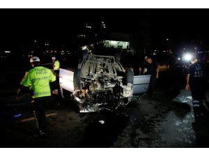 Başkentte hafif ticari araç tıra çarptı: 1 ölü, 2 yaralı