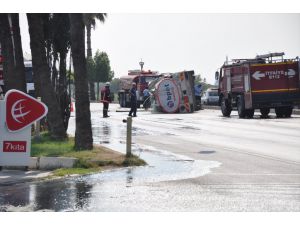 Mersin'de 8 ton mazot yüklü tanker devrildi: 1 yaralı