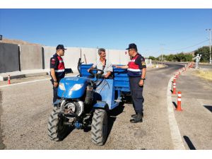 Jandarmadan droneli  trafik denetimi