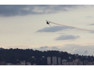 SOLOTÜRK, Rize'de gösteri uçuşu yaptı