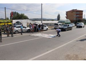 Yalova'da kazalar nedeniyle yol kapatma eylemi