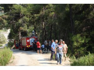 Antalya'da traktör uçuruma devrildi: 1 ölü, 1 yaralı