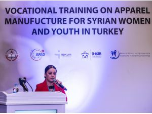 Meslek eğitimi alan Suriyeli kadınlara sertifika