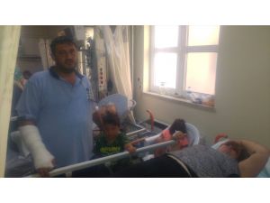 GÜNCELLEME - Balıkesir'de feribot iskeleye çarptı: 7 yaralı