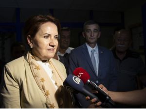 Akşener'den Prof. Dr. Kafalı'nın ailesine taziye ziyareti