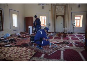 GÜNCELLEME - Tarihi camiye zarar verildi