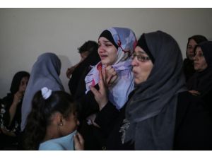 Gazze 2 çocuk şehidini uğurladı