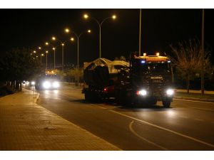 Şanlıurfa'da Suriye sınırına askeri sevkiyat