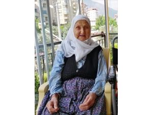 Antalya'da 92 yaşındaki kadının bileziği gasbedildi