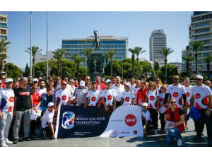 İzmir'de "Beraber Yürüyelim" etkinliği
