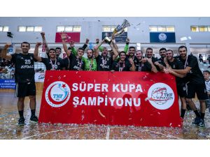 Beşiktaş Aygaz, kupasını aldı