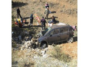 Kahramanmaraş'ta otomobil şarampole devrildi: 1 ölü, 2 yaralı