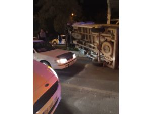 Van'da düğün konvoyunda kaza: 20 yaralı