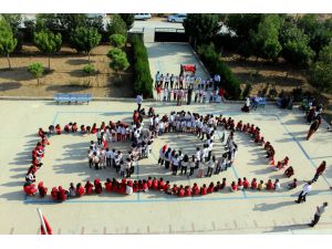Hatay'da öğrencilerden Mehmetçik'e koreografili destek