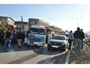İzmir'deki kaza güvenlik kamerasına yansıdı