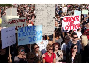 Hırvatistan'da çocuk istismarı protestosu