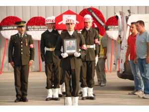 Şehit Uzman Onbaşı Sefa Fındık'ın cenazesi memleketine uğurlandı