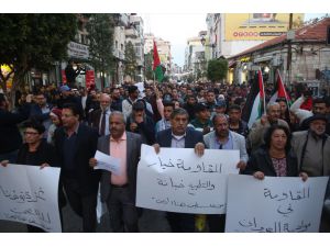 İsrail'in Gazze saldırıları Ramallah'ta protesto edildi