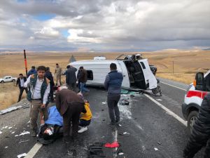 Van'da meydana gelen kazada 3 kişi öldü, 4 kişi yaralandı