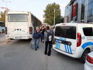 Karabük'te otobüsün çarptığı yaya yaralandı
