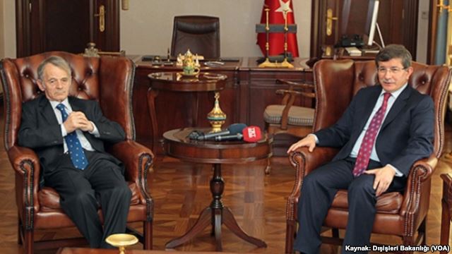 Davutoğlu: 'Rusya Yasaktan Vazgeçmeli'