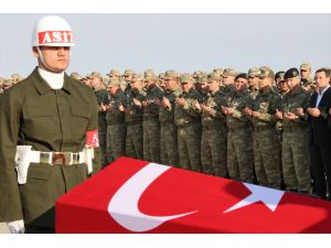 Şehit Topçu'nun cenazesi memleketi Osmaniye'ye uğurlandı