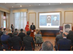 Büyük Önder Atatürk'ü anıyoruz