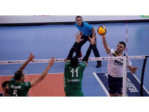Voleybol: AXA Sigorta Efeler Ligi