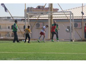 Afrin’de yetimler için futbol etkinliği