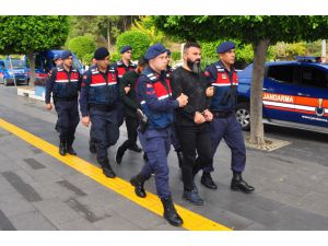 Antalya'da uyuşturucu operasyonunda gözaltına alınan 3 şüpheli tutuklandı