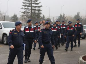 GÜNCELLEME - İstanbul'dan Bolu'ya kadar takip ettikleri araçtan 98 bin avro çalmışlar