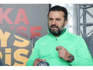 Kayserispor Teknik Direktörü Bülent Uygun: "Şenol Güneş'e tacını geri verelim"