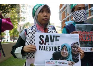Malezya'da "Filistin Halkıyla Uluslararası Dayanışma Günü" gösterisi
