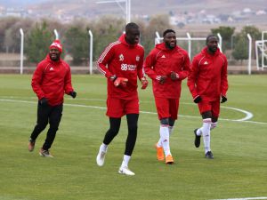 Lider Sivasspor, Kasımpaşa maçına hazır