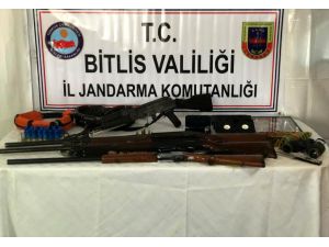 Bitlis'te sosyal medyada terör örgütü propagandası yapan 6 kişi yakalandı