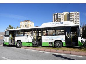 Kayseri'de beton mikseri ile halk otobüsü çarpıştı: 11 yaralı