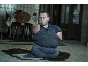 Gazzeli Yusuf'un yaşama azmi ve başarıları engellerini gölgede bırakıyor