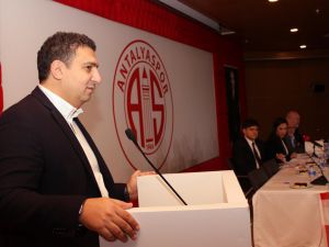 Antalyaspor'da yönetimler ve bilanço ibra edildi