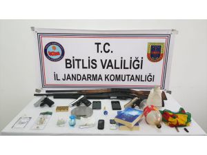 Bitlis merkezli uyuşturucu operasyonlarında 21 kişi tutuklandı
