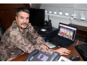 Trabzon Emniyet Müdürü Alper, AA'nın "Yılın Fotoğrafları" oylamasına katıldı