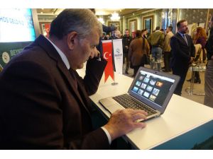 Beykoz Belediye Başkanı Aydın, "Yılın Fotoğrafları"nı oyladı