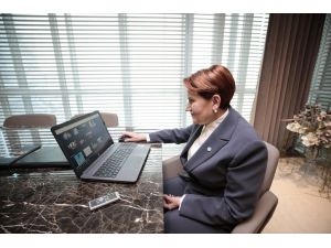 Akşener, AA'nın yılın fotoğrafları oylamasına katıldı