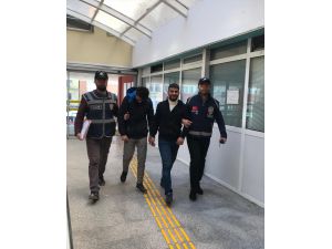 Eski Çevre Bakanı Aytekin'i dolandırdığı iddia edilen şüpheli Kocaeli'de yakalandı