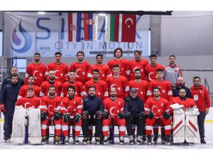 Buz hokeyinde İstiklal Marşı skandalı