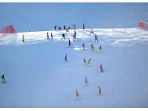 GÜNCELLEME - Alp Disiplini Uluslararası Murat Dedeman FIS Kupası