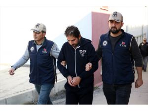Adana'da DEAŞ operasyonunda yakalanan iki şüpheli tutuklandı