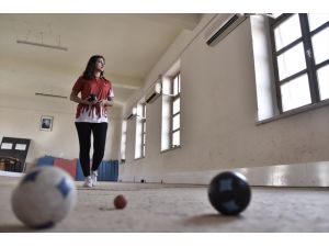 Derste keşfedilen öğrenci boccede hedef büyüttü