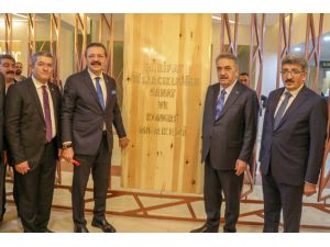Van'da en çok istihdam sağlayanlara ödül verildi
